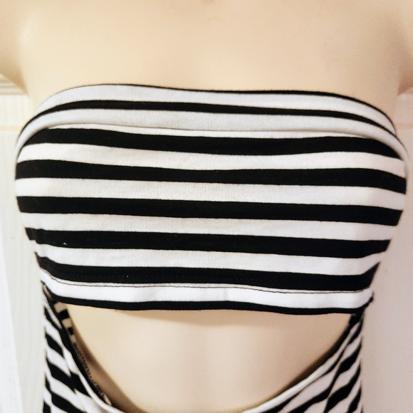 STRIPED CUTOUT TUBE BODYCON DRESS - Picture 5 of 9
